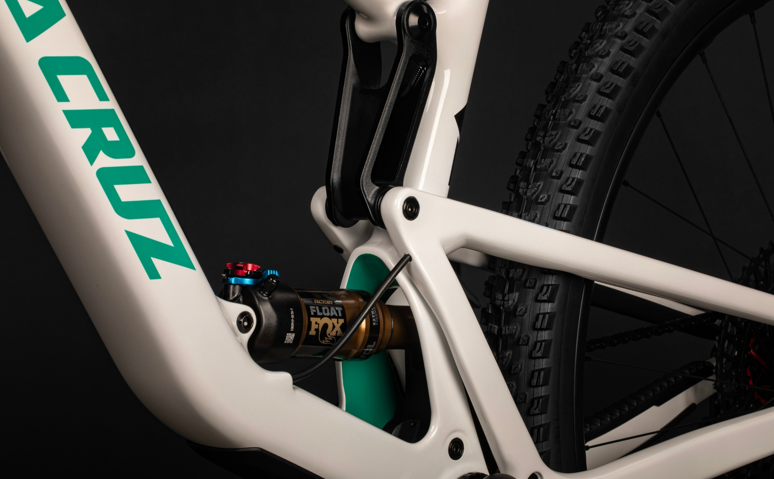 Santa Cruz Tallboy 4 Carbon C S-Kit Santa Cruz Tallboy 4 Carbon C S-Kit 2024 Details