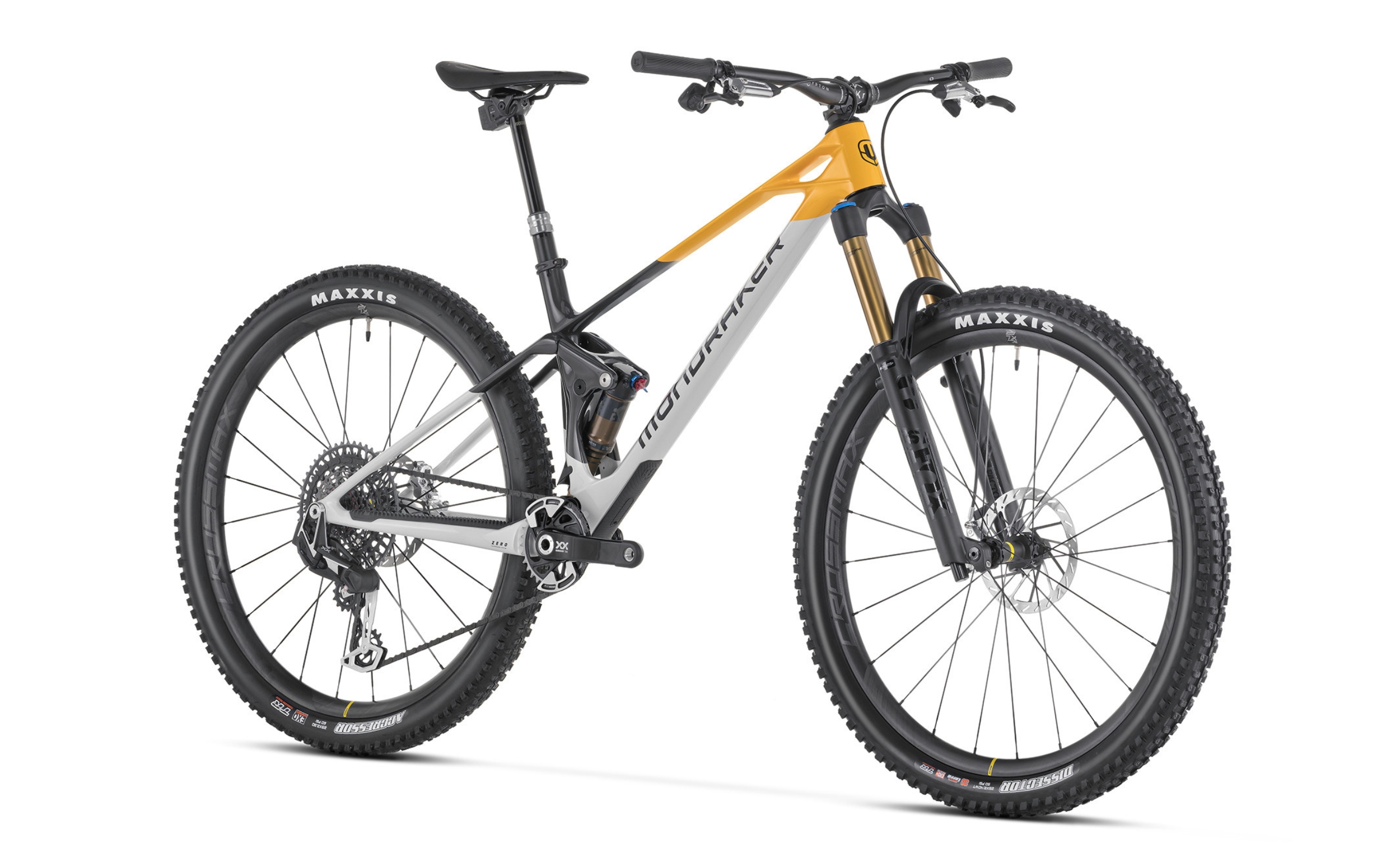 Mondraker Raze Carbon RR SL  Mondraker Raze Carbon RR SL  Seitenansicht diagonal vorne
