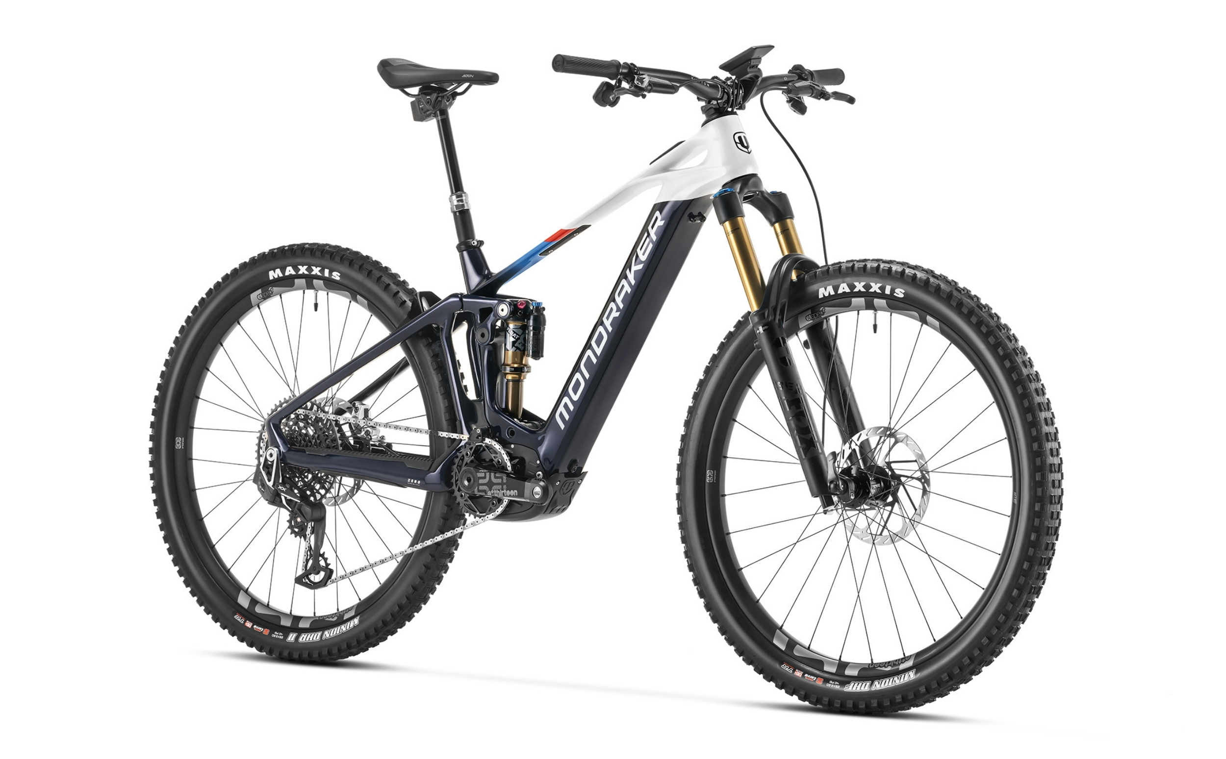 Mondraker Crafty Carbon RR SL Bosch Performance Line CX 750Wh Mondraker Crafty Carbon RR SL Bosch Performance Line CX 750Wh 2024 Seitenansicht diagonal vorne