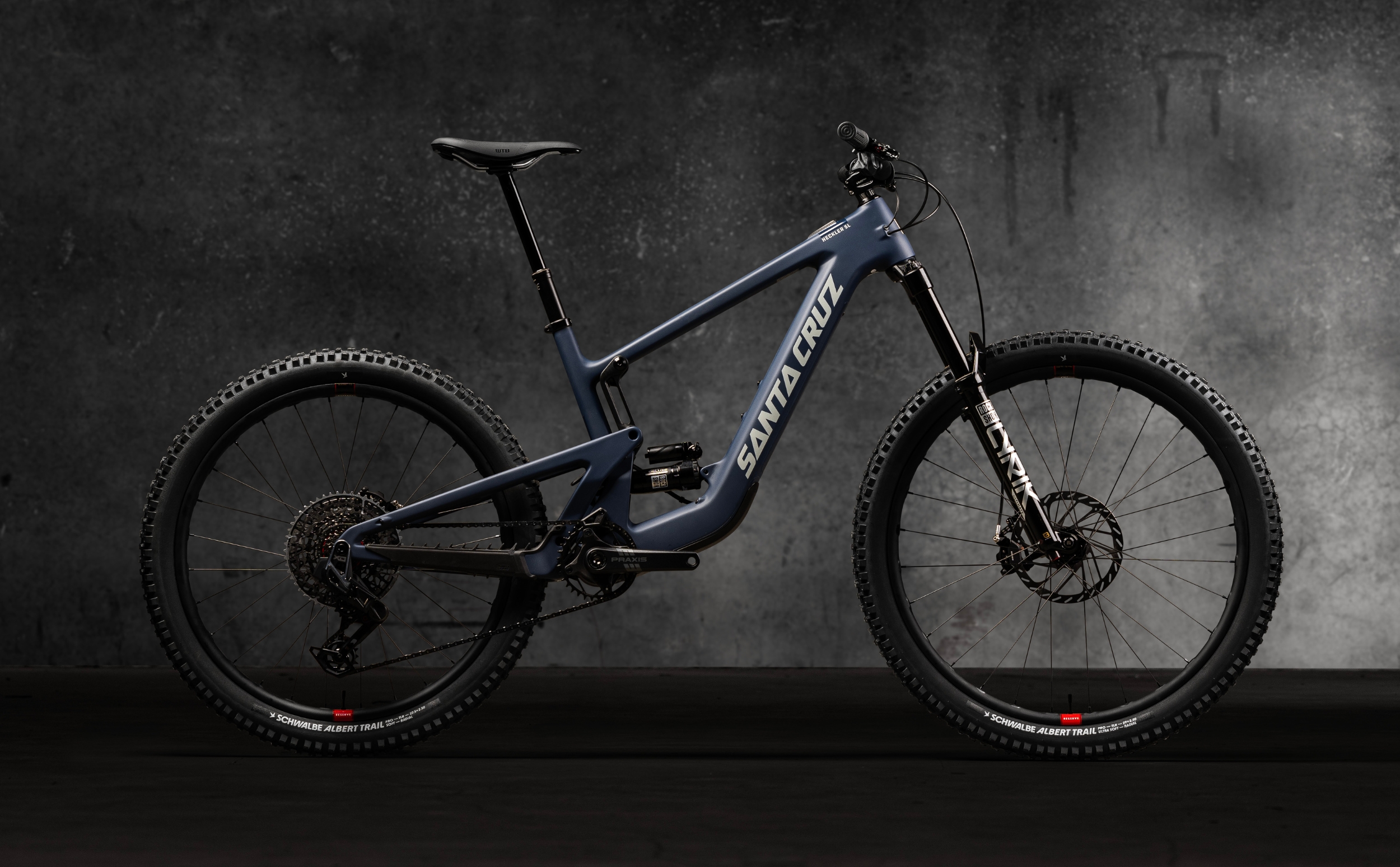 Santa Cruz Heckler SL Stout Carbon C Mixed Fazua Ride60 Santa Cruz Heckler SL Stout Carbon C Mixed Fazua Ride60 2024 Studio