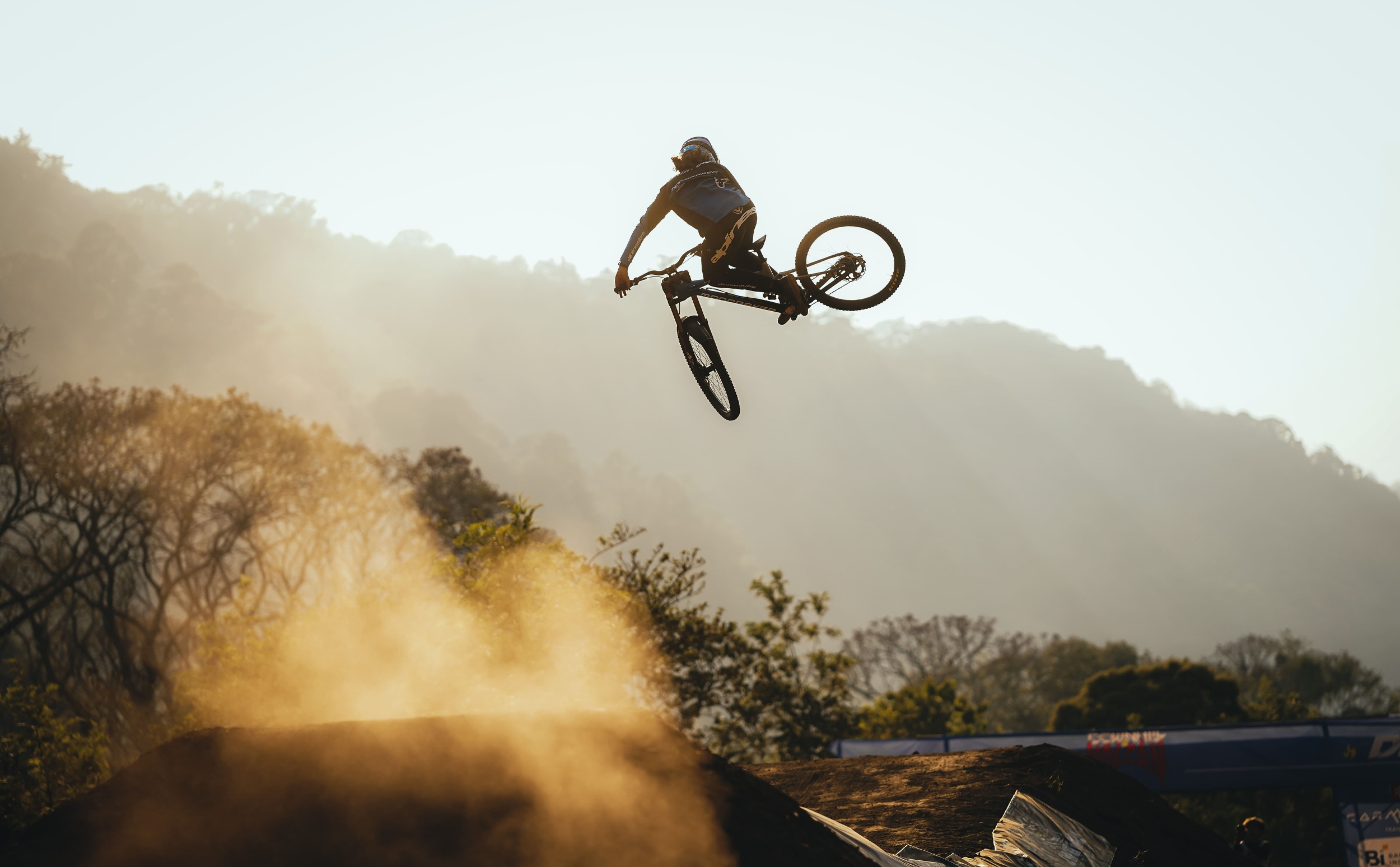 Mondraker Summum R Mondraker Summum R Action