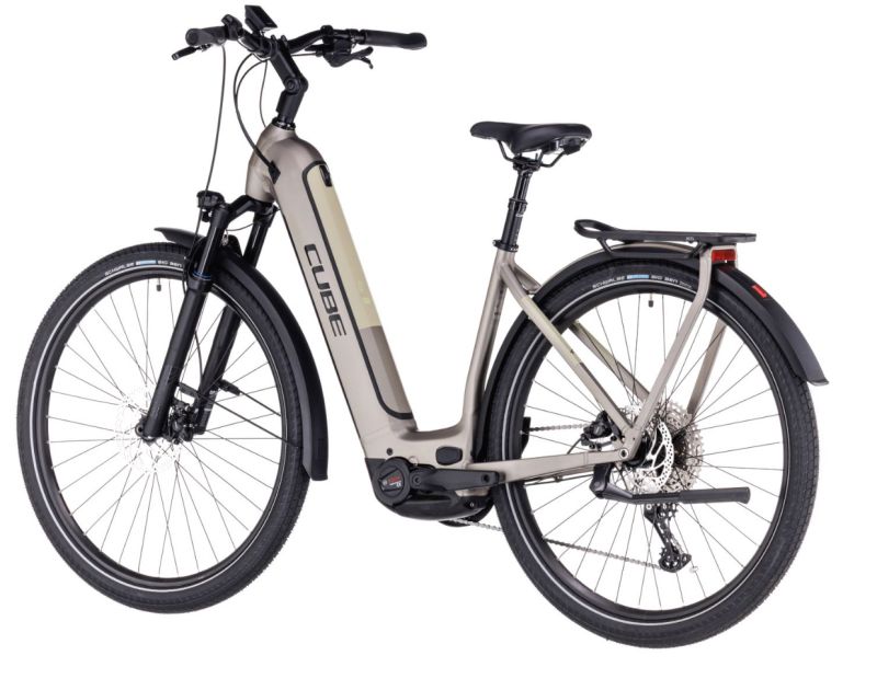 cube kathmandu hybrid